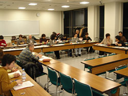 全体会議の様子の写真